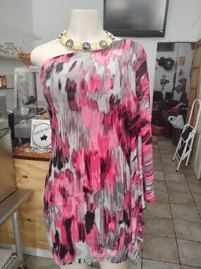 Dress off the shoulder 🩷 🩶 Sexy Side wing